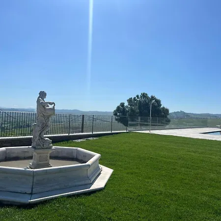 Dimora Relax بيت ضيافة كوستيليولي دستي